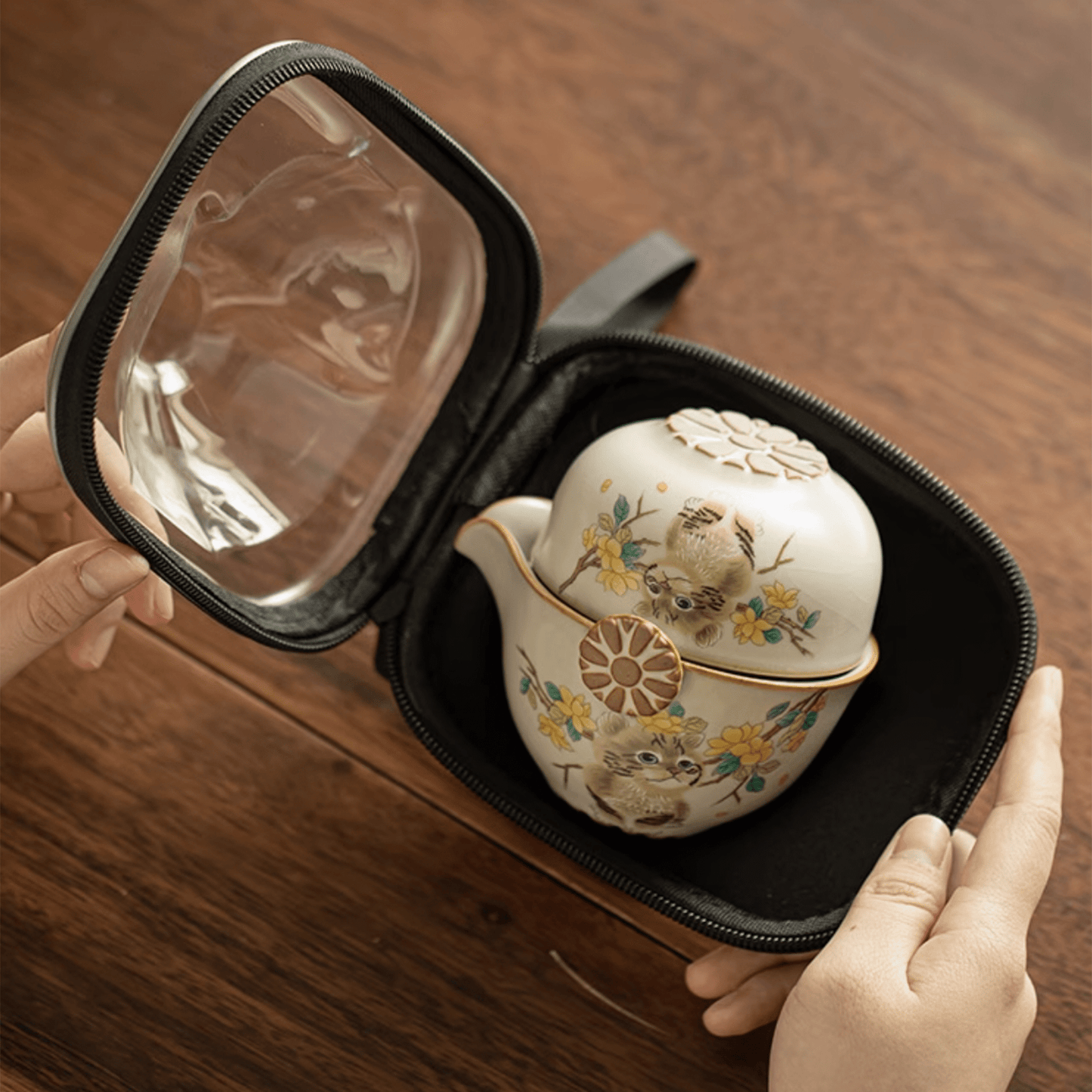 Traveling Cat - Orient Cup