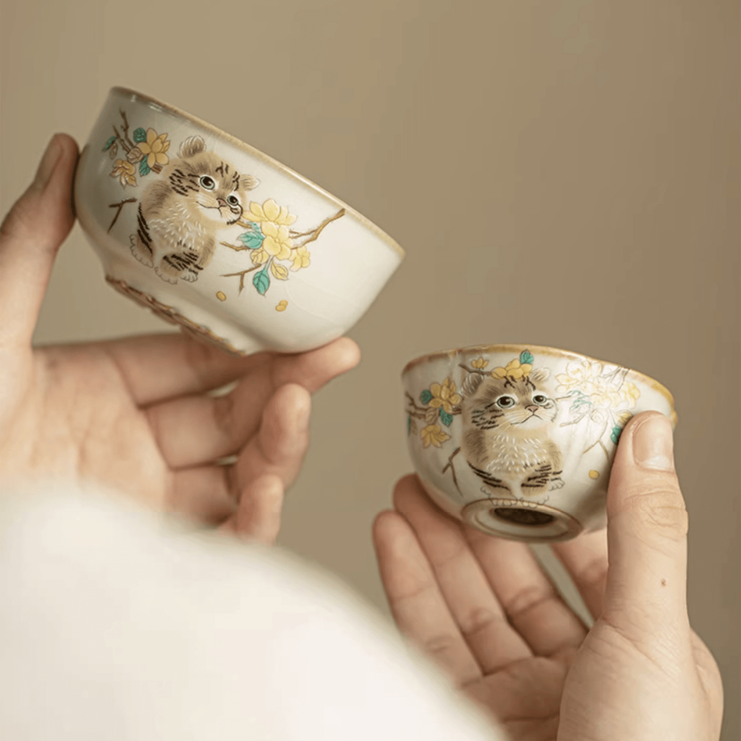 Traveling Cat - Orient Cup