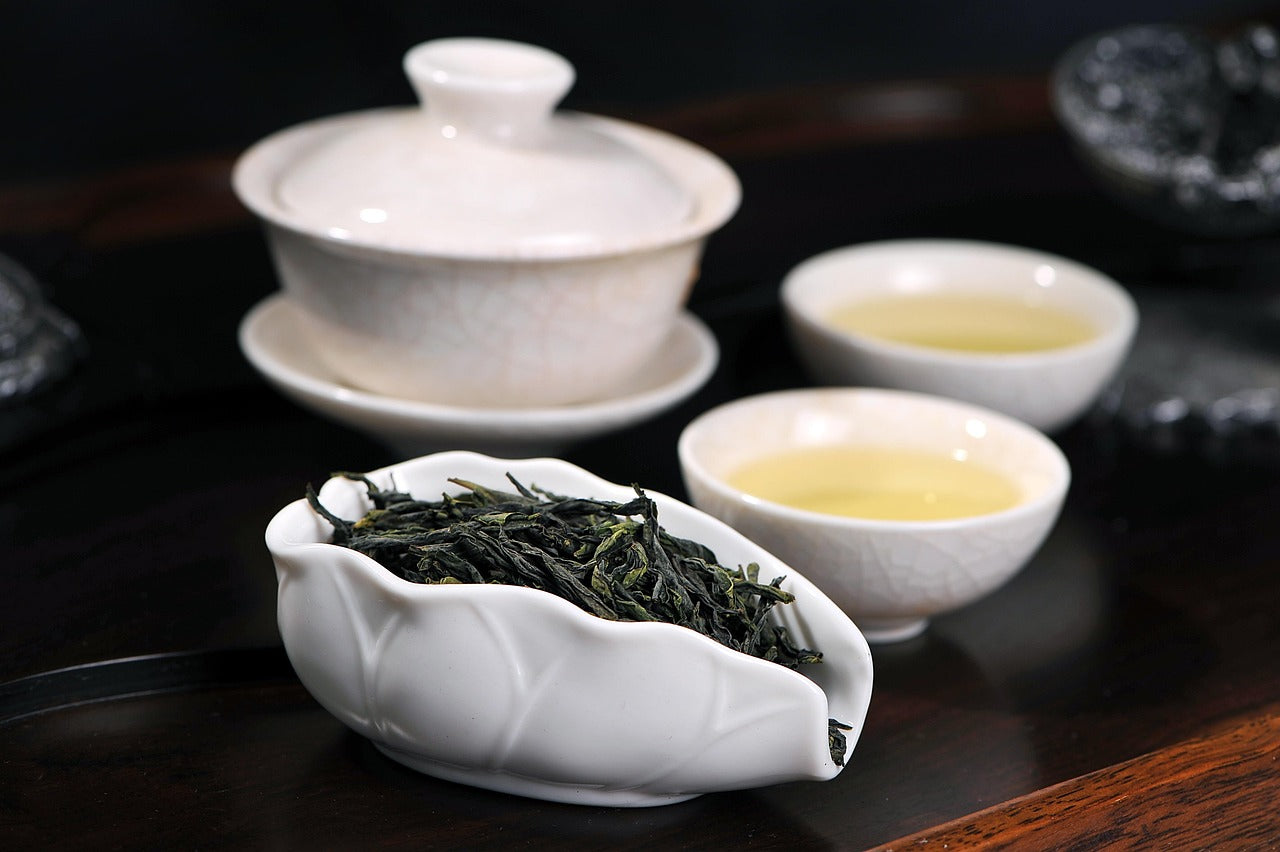 Green Tea Timing: Before or After Meals and Benefits