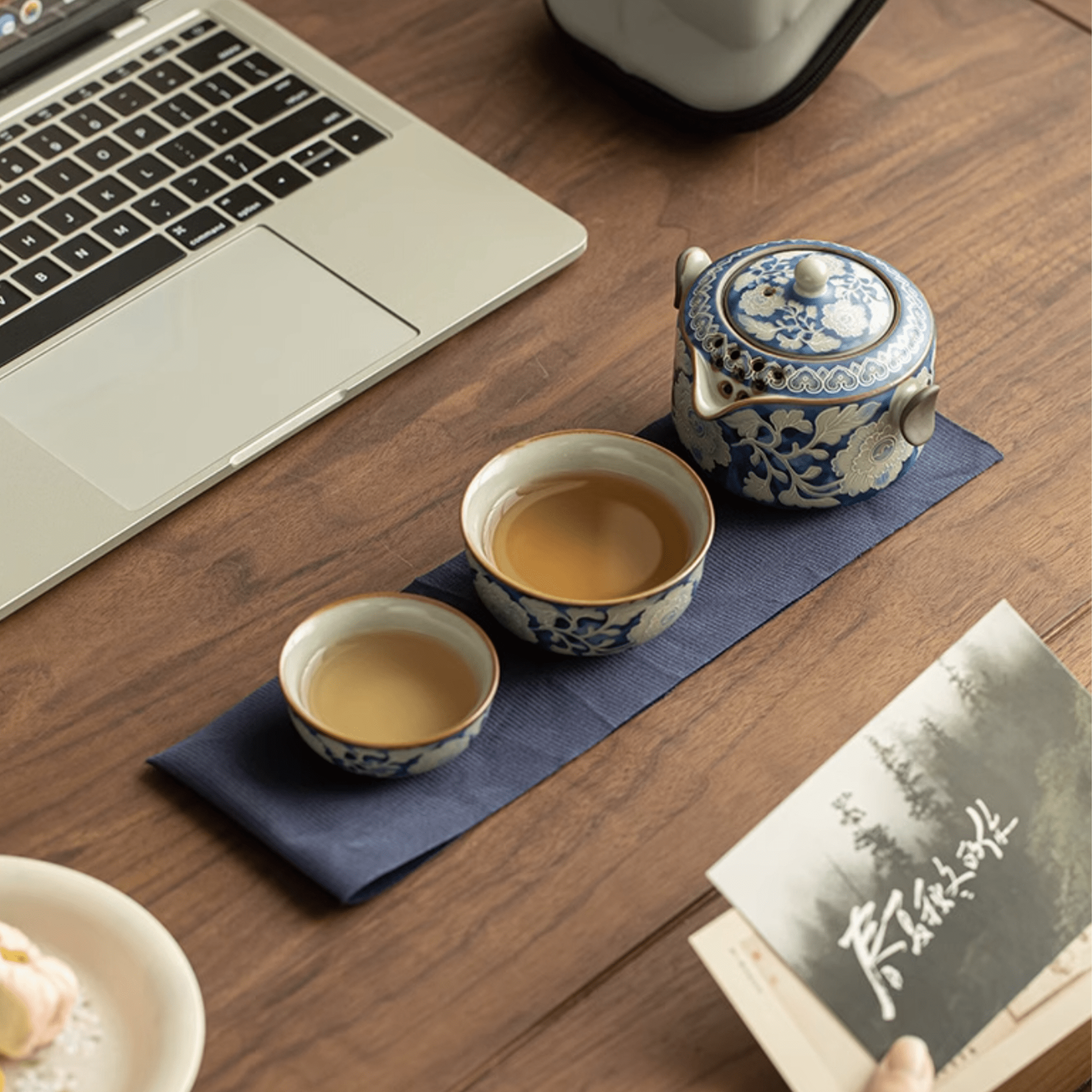 Blue & White Twin - Handled - Orient Cup